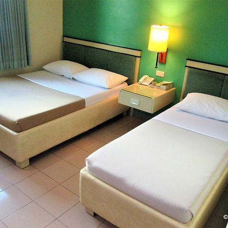 New Dawn Pensionne House Cagayan de Oro Esterno foto